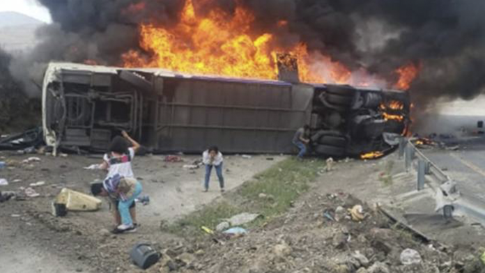 VIDEO (+18): Accidente en autopista Puebla-Orizaba deja 20 muertos
