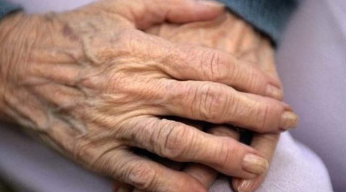 Anciana es violada por su propio hijo frente a su nieto de siete años