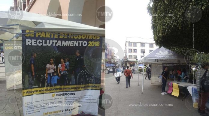 Se instalan modulos en Zitácuaro y Apatzingán para reclutar policias de la SSP