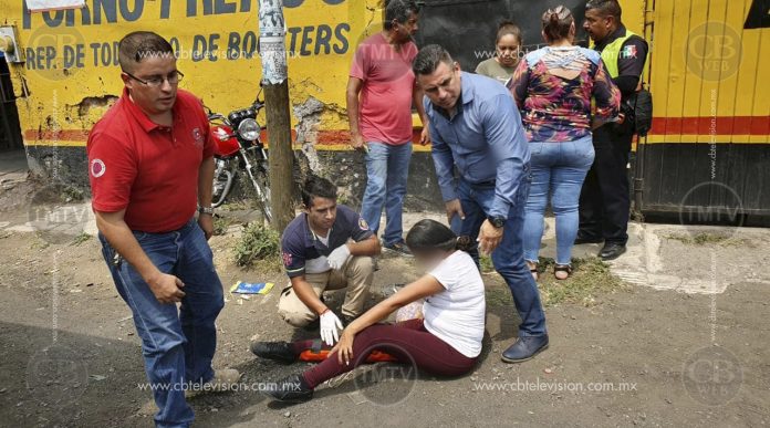 Motociclista es arrollada por camioneta que se dio a la fuga en Zamora