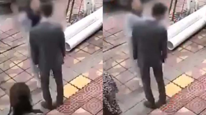 Video: Mujer hace berrinche porque su novio no le compró un celular y lo cachetea
