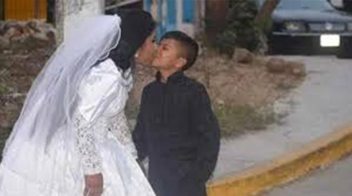 La verdadera historia del “niño” que se casó en Acapulco con el amor de su vida
