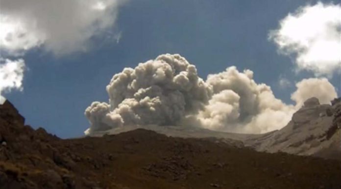 Video: Popocatépetl registra explosión