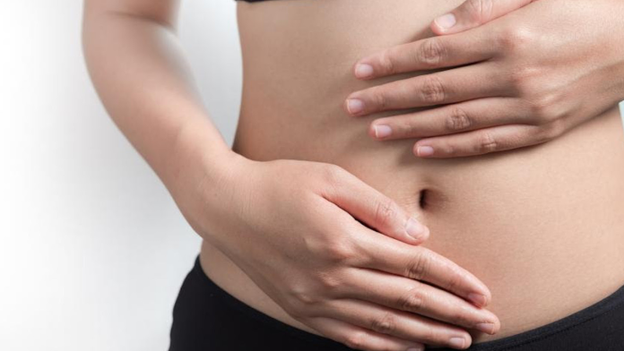 8 de mayo: Día Mundial del Cáncer de Ovario, ¿cuáles son sus síntomas?