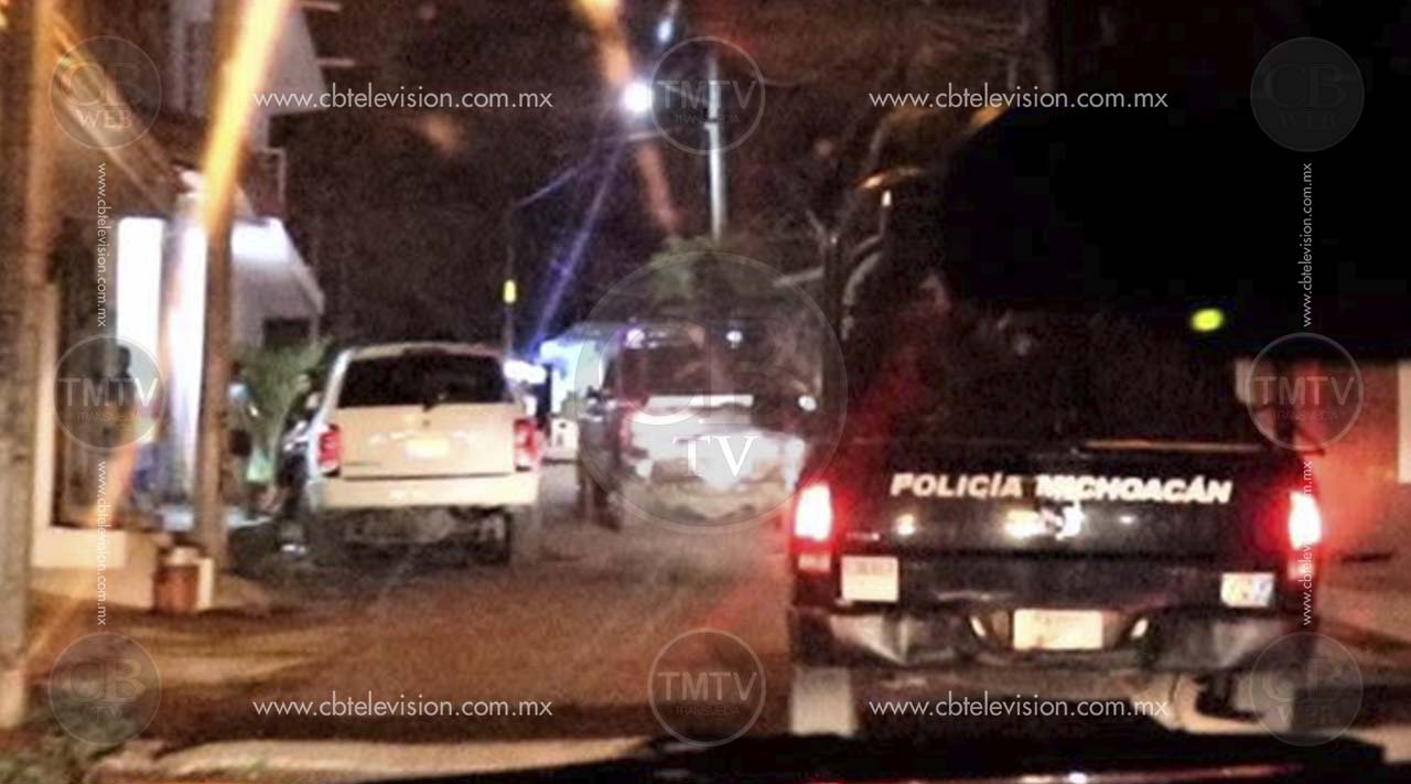 Luego de escuchar balazos, policías encuentran cartuchos útiles y percutidos en calles de Apatzingán Luego de escuchar balazos, policías encuentran cartuchos útiles y percutidos en calles de Apatzingán