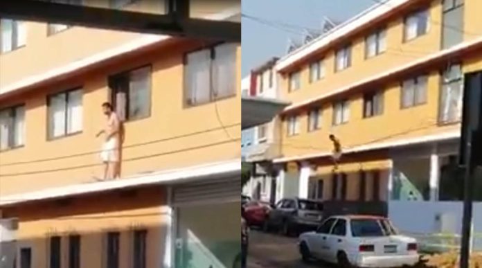 Video: Mientras tomaba el sol joven cae de un hotel en Zitácuaro 