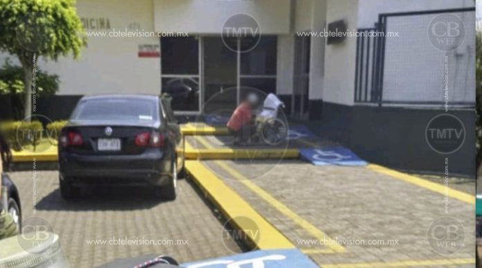 Adulto mayor con graves problemas de salud muere afuera de la Unidad de Medicina Familiar 71