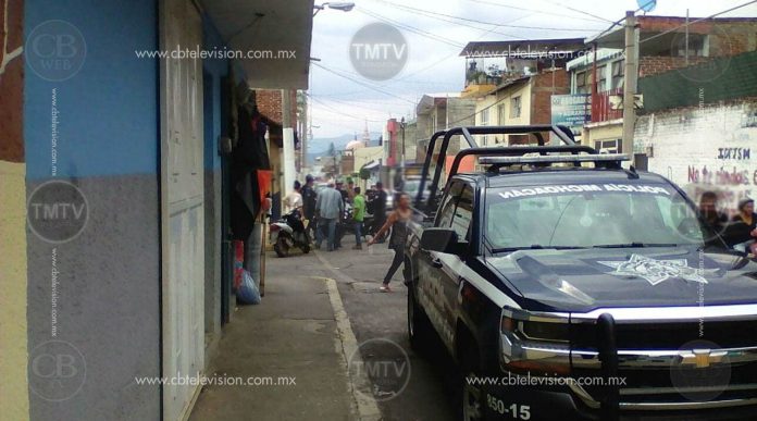Con un martillo y un desarmador sujeto amenazó a empleada para robar negocio en Tacámbaro