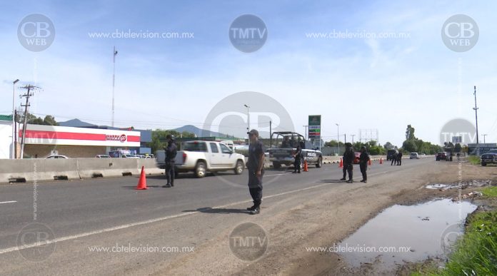En operativos se recupera más de 18 autos y decomisan armas de fuego