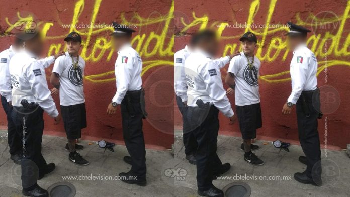 Policía Turística detiene a grafitero en el centro de Morelia