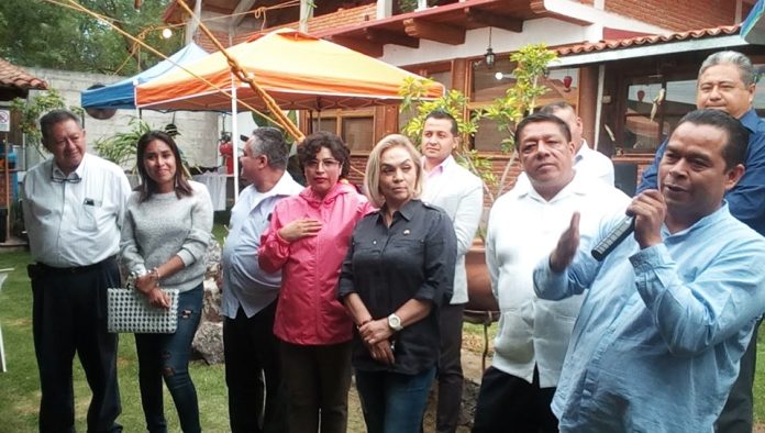 Se reúne la Dip. Anita Sánchez con la sección 30 del Sindicato de Trabajadores Petroleros
