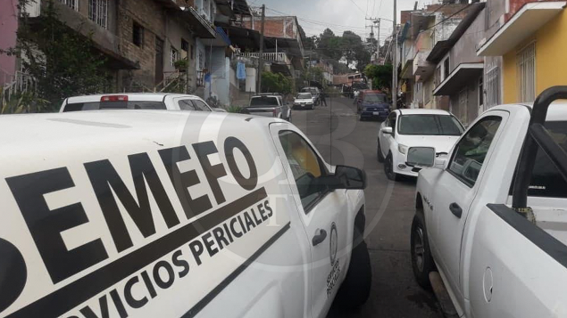 Padre e hijo quedan malheridos al ser baleados afuera de su casa Padre e hijo quedan malheridos al ser baleados afuera de su casa