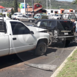 Dos mujeres lesionadas deja carambola en Camelinas; una fémina está embarazada