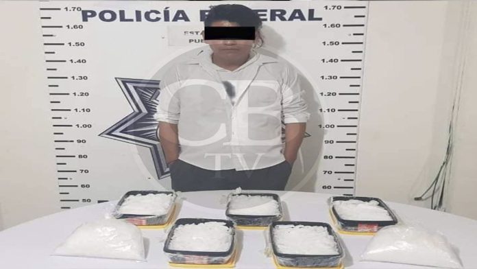 Detienen a un hombre en posesión de ocho kilos de Crystal