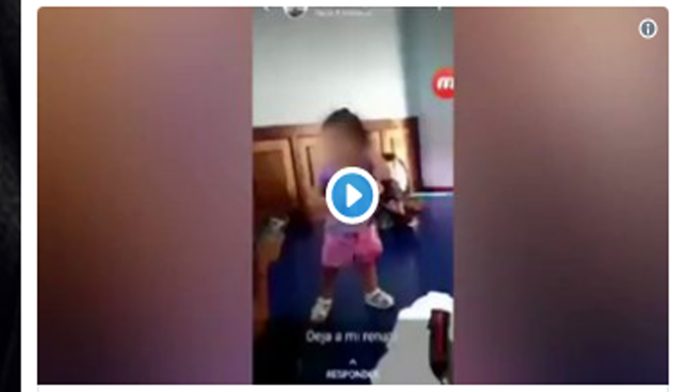 Video: Exhiben a mujer que maltrata un bebé en una estancia infantil