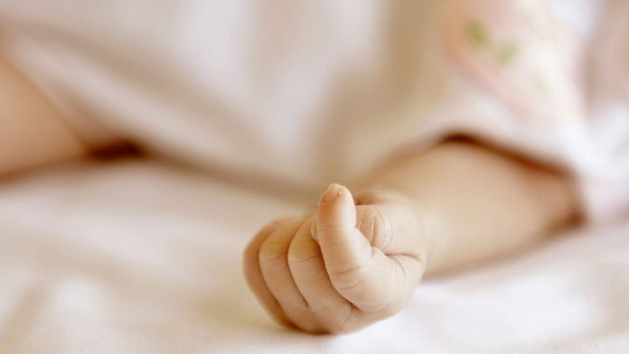 Hieren a balazos a un bebé de 3 meses en Sonora