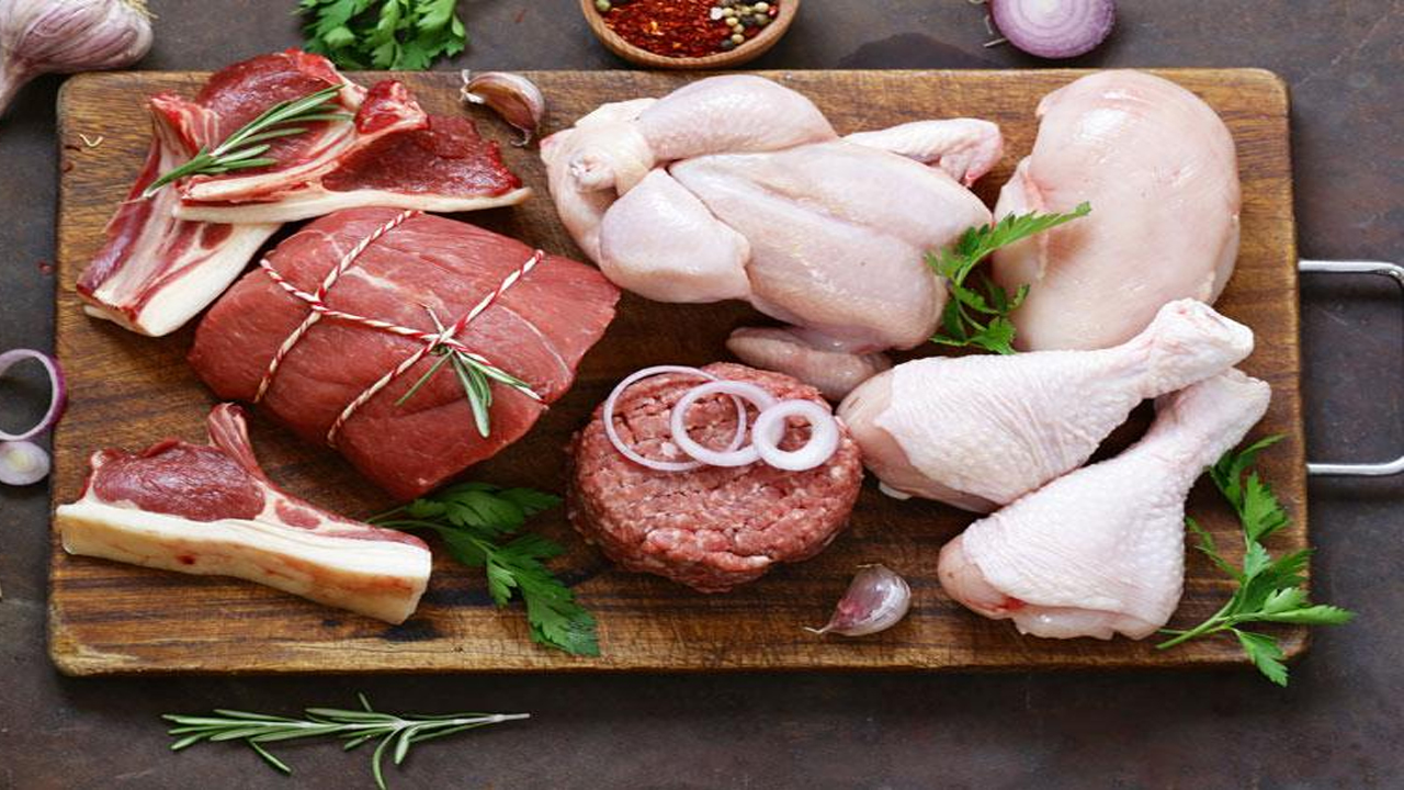 La carne blanca es igual de dañina que la roja si tienes colesterol alto La carne blanca es igual de dañina que la roja si tienes colesterol alto