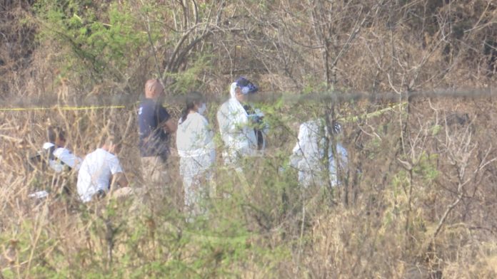 Lo ejecutan sobre la Zitácuaro-Toluca; tenía al menos tres balazos