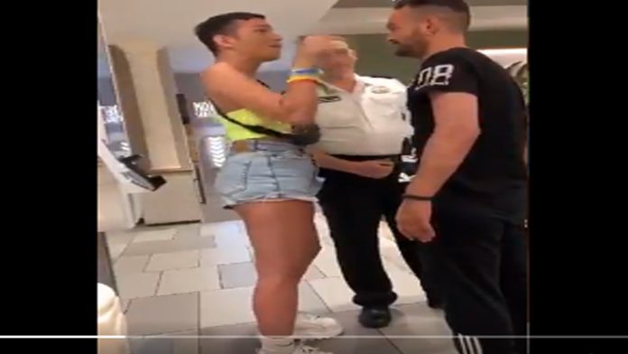 Video: Te voy a hacer heterosexual a golpes; amenazan a joven gay en Mc Donal´s