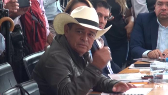 Diputado cuestiona inversión de luminarias a Raúl Morón