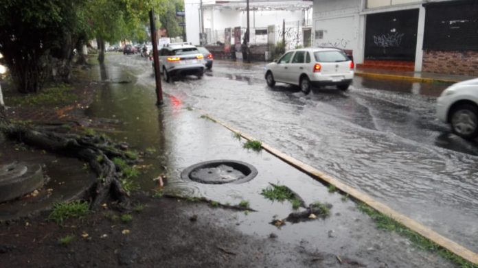 Encharcamientos en el Boulevard García de León