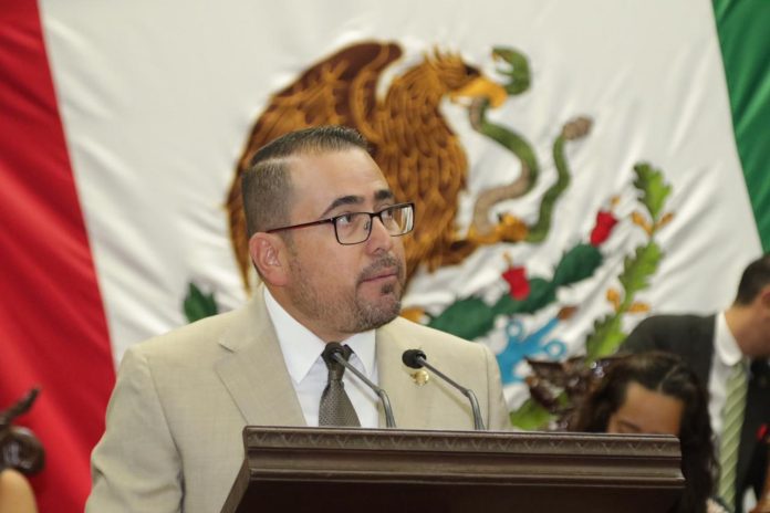 Humberto González busca la profesionalización en ayuntamientos