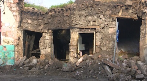 Nostálgico sentir de los vecinos ante derrumbe de casa en el Centro Histórico Nostálgico sentir de los vecinos ante derrumbe de casa en el Centro Histórico