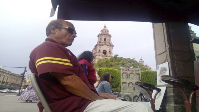 Bolero en Morelia, un oficio cada vez menos requerido