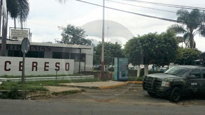 Investigan supuesto suicidio de un custodio en el Cereso de Uruapan