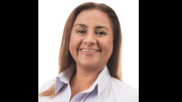 Alcaldesa de Manzanillo sufre atentado