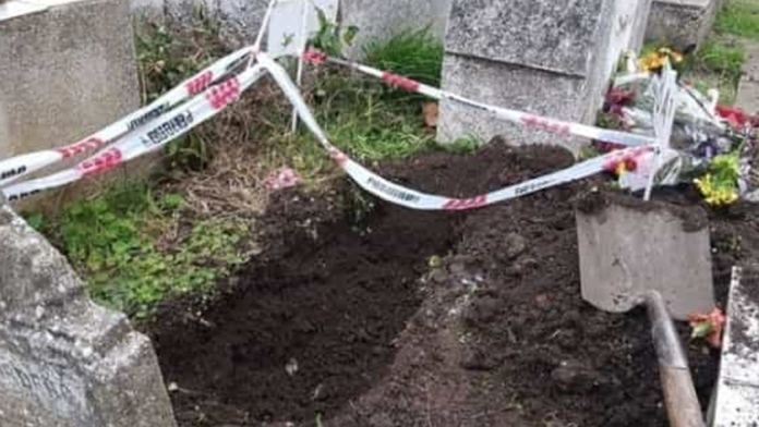 Roban cadáver de bebé de 2 años de un cementerio  