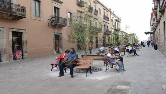 Morelianos conscientes de la prohibición de plásticos