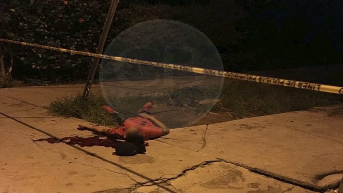 Matan a joven de varios disparos en la cabeza