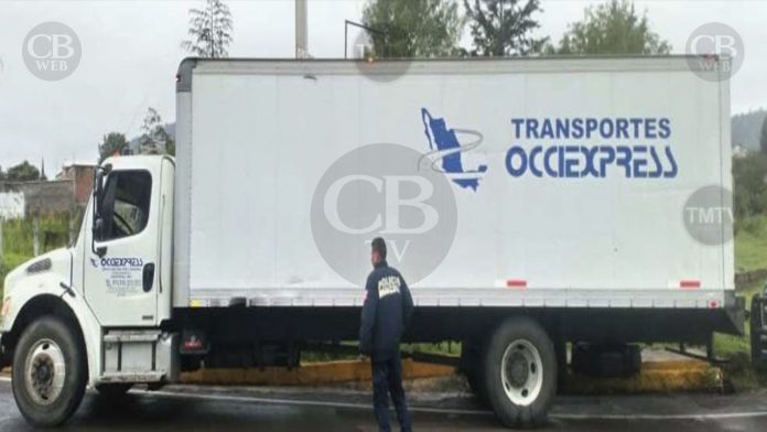 Localiza SSP camión de carga con reporte de robo, en el municipio de Acuitzio