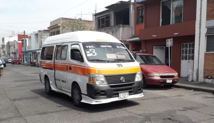 Peligro constante para el transporte público en Morelia
