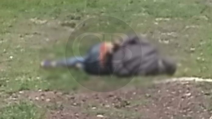 Abandonan a un hombre maniatado y con narcomensaje al sur de Morelia
