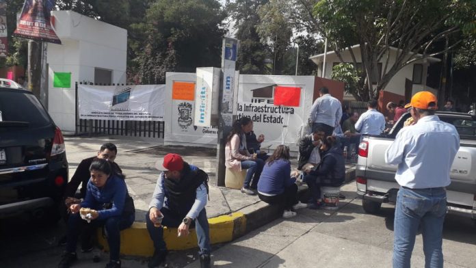 SUTIIFEEM toma las instalaciones de la IIFEEM por atraso de pagos