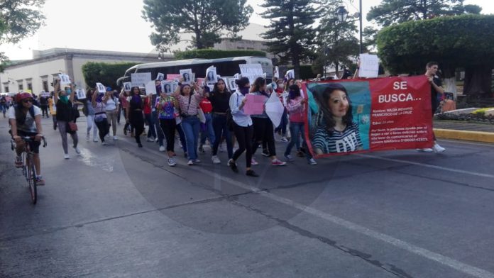 Marcha para exigir respuestas en el caso de estudiante nicolaita desaparecida