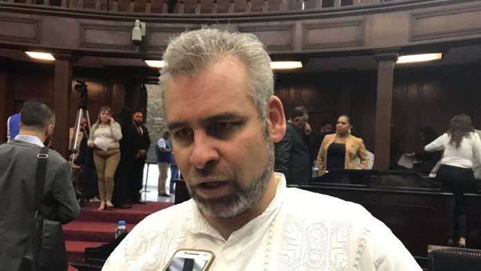 No puede ser coincidencia que cada tres años se incendie la fábrica: Alfredo Ramírez