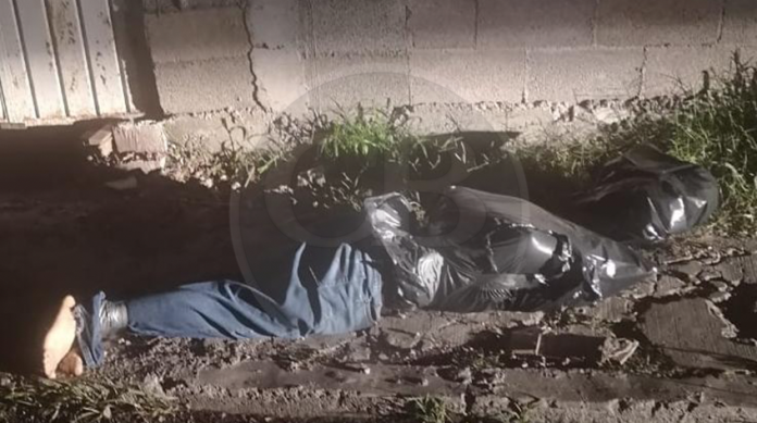 Abandonan otro decapitado en Morelia