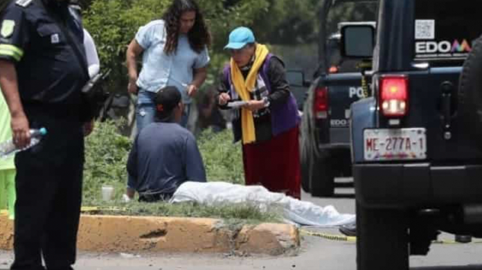 Hombre que lloró al cadáver de su hijo ladrón, es detenido por robo