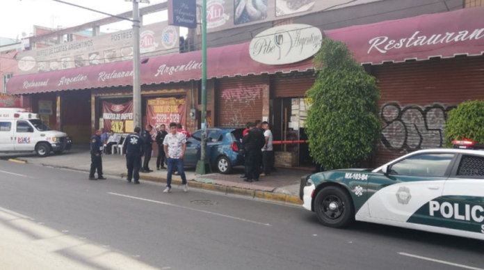 VIDEO: Asesinan a hombre en restaurante de la CDMX