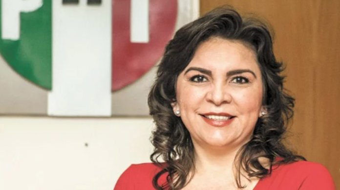 Renuncia Ivonne Ortega al PRI