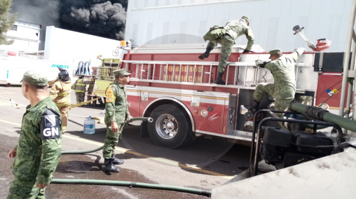 Sedena activa Plan DN-III-E por incendio en la Ciudad Industrial de Morelia