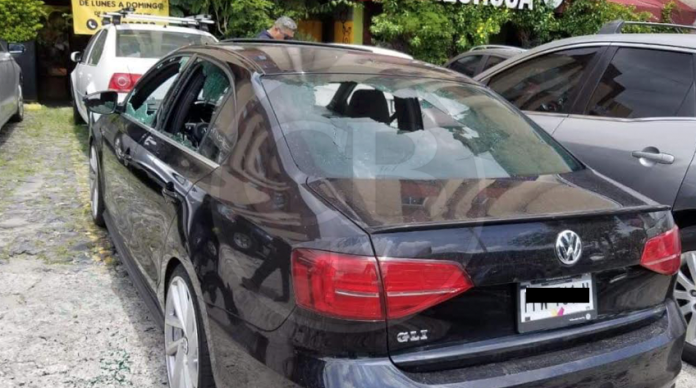 Acribillan a 3 en Zapopan, viajaban en un carro con placas de Michoacán 
