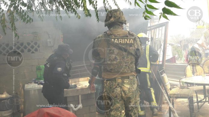 Detienen a hombre por violencia doméstica e incendio de domicilio
