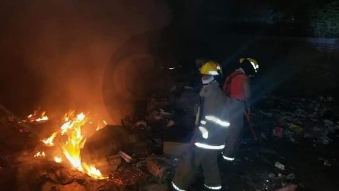 Se incendia casa abandonada