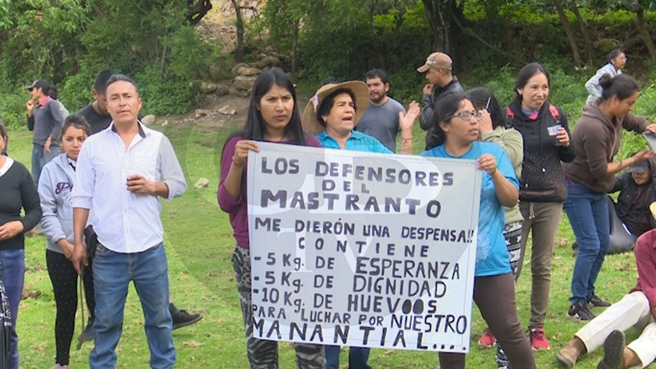 Se desata la violencia entre pobladores de Jesús del Monte, culpan al secretario del Ayuntamiento Se desata la violencia entre pobladores de Jesús del Monte, culpan al secretario del Ayuntamiento
