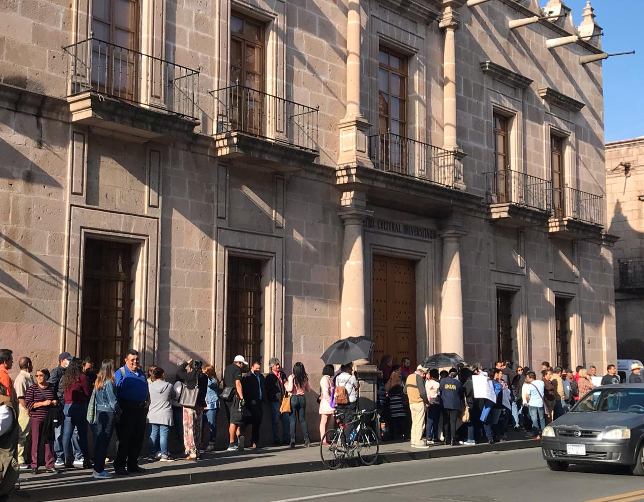 SUEUM se manifiesta en contra de la modificación de Jubilaciones y Pensiones en la UMSNH SUEUM se manifiesta en contra de la modificación de Jubilaciones y Pensiones en la UMSNH