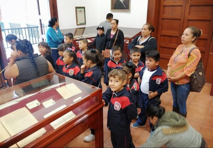 Visitaron Museo Municipal y Biblioteca “Lic. Justo Sierra